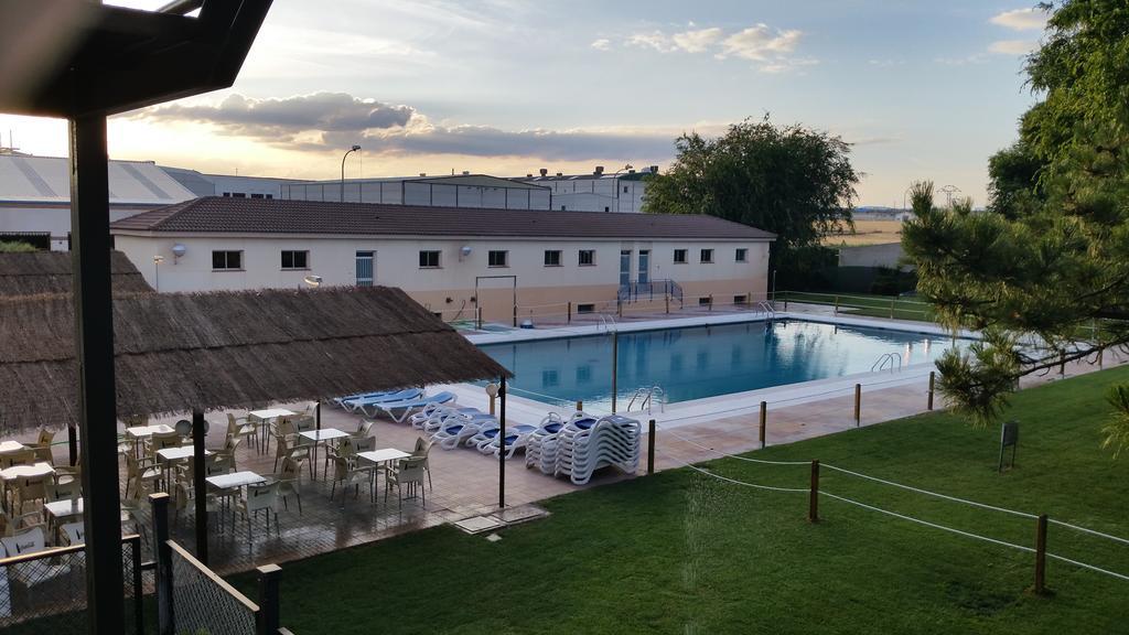 Hospedium Hotel Castilla توريخوس المظهر الخارجي الصورة